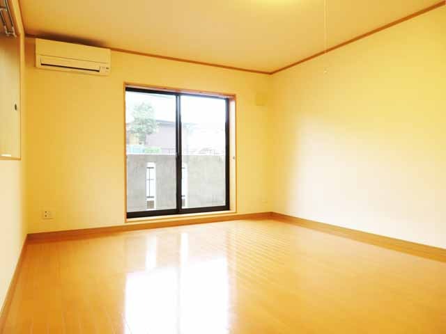 居室・リビング　１０．２帖の洋室！（イメージ）