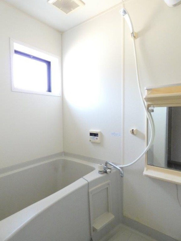 バス・シャワールーム　図面と現状に相違がある場合には現状を優先