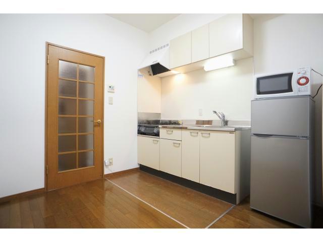 キッチン　2口ガスコンロ付き