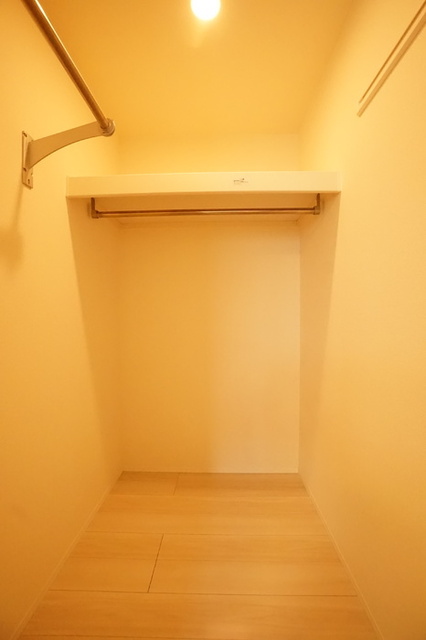 収納　ウォークインクローゼット