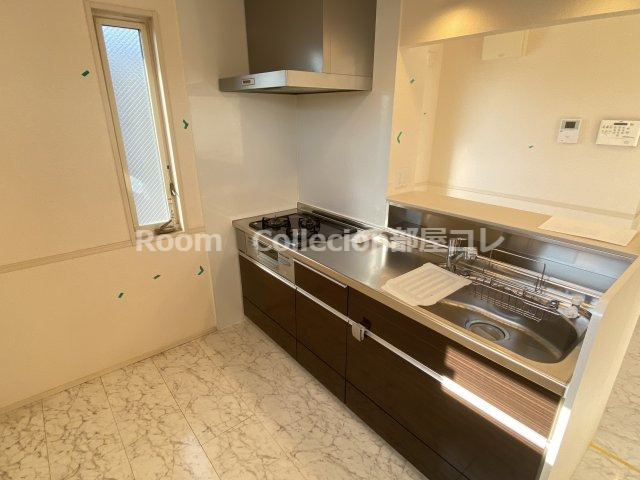 キッチン　※同物件他部屋写真