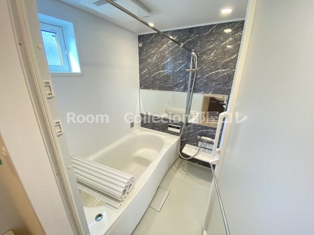 バス・シャワールーム　※同物件他部屋写真