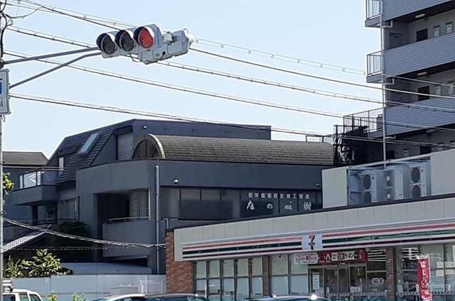 コンビニ　セブンイレブン様（コンビニ）まで350m