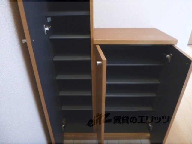 収納　下駄箱