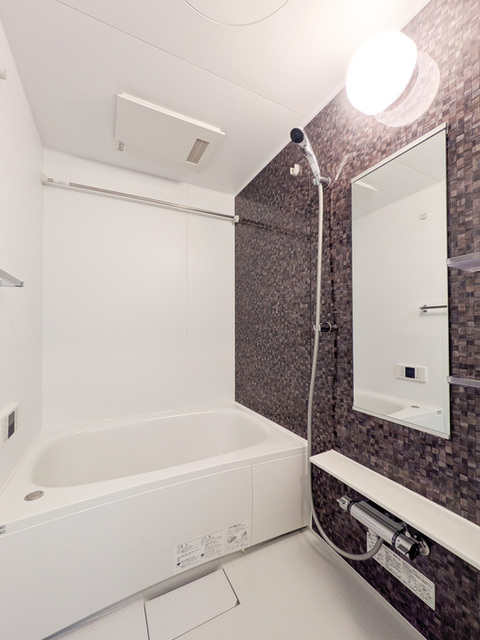 バス・シャワールーム　バスルーム