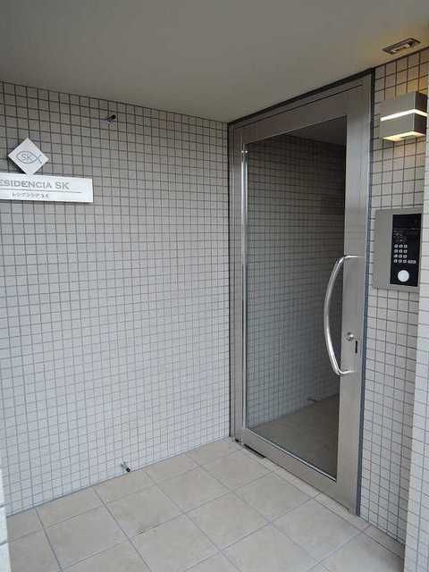 エントランス　★お部屋探しは株式会社タウンハウジング東京まで★