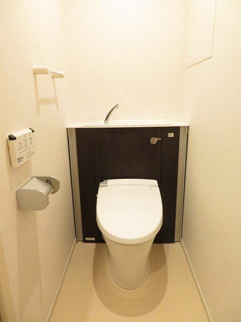 トイレ　★お部屋探しは株式会社タウンハウジング東京まで★