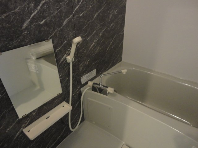 バス・シャワールーム　バス（イメージ）