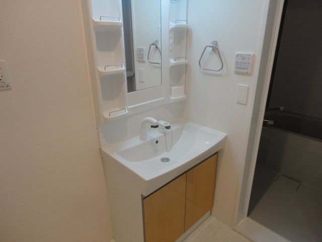 洗面設備　洗髪洗面化粧台（イメージ）