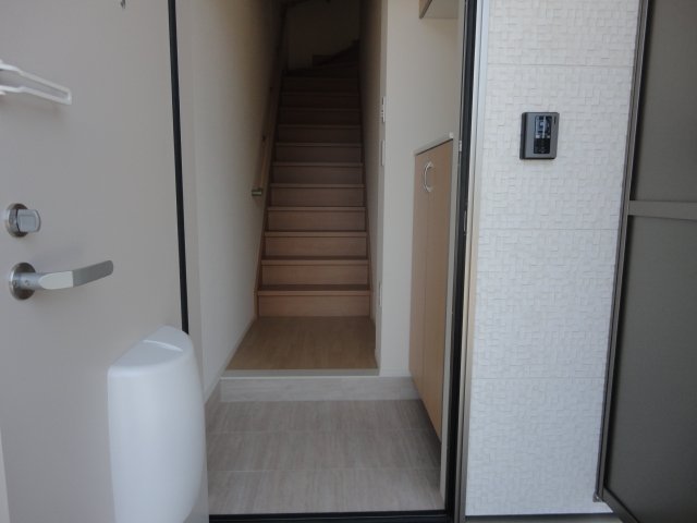 玄関　玄関（イメージ）