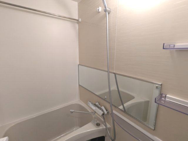 バス・シャワールーム　日々の疲れを癒すお風呂付です