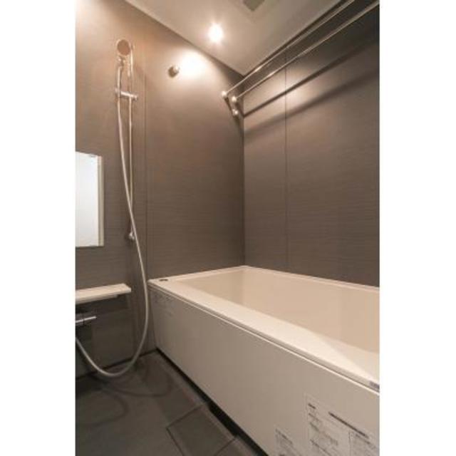 バス・シャワールーム　※写真は同タイプ住戸です。