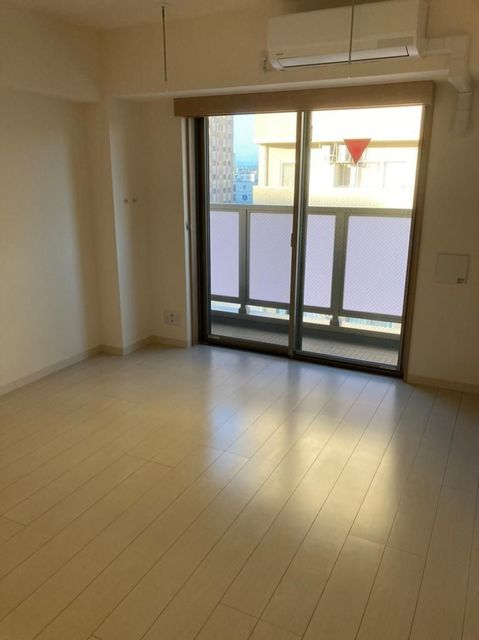 居室・リビング　※同物件別号室