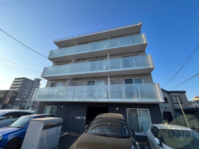 建物外観　札幌市北区北二十一条西「キングハウス北２１条西７丁目」
