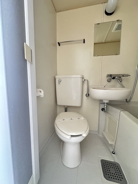 トイレ　リノベーション工事中♪ＢＴ別に生まれ変わります