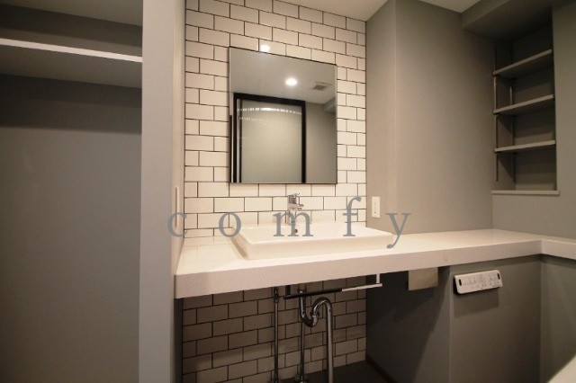 洗面設備　独立洗面台