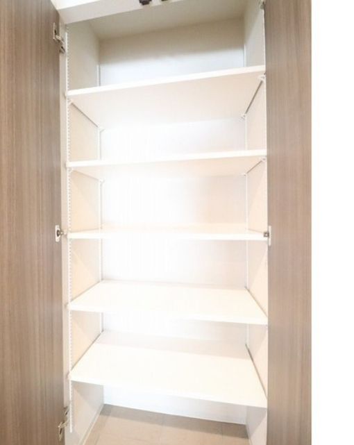 収納　たっぷりとした収納スペースです