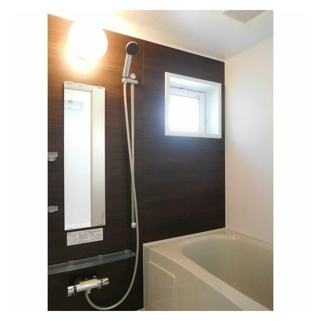 バス・シャワールーム　ゆったり過ごせるお風呂です