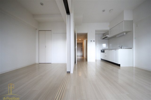 居室・リビング　カルム　レトリア西梅田