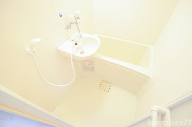 バス・シャワールーム　きれいなお風呂です