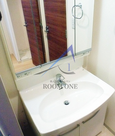 洗面設備　洗面台です。