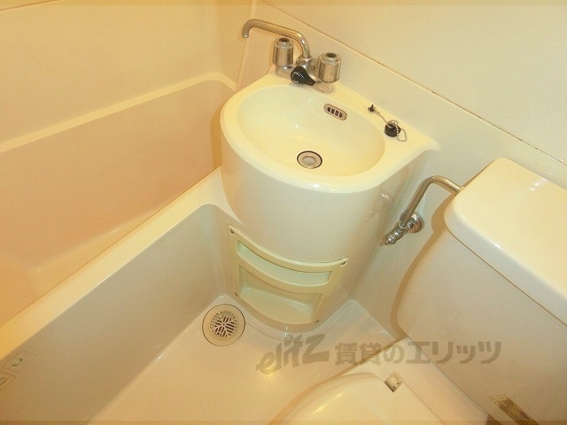 バス・シャワールーム　ユニットバス