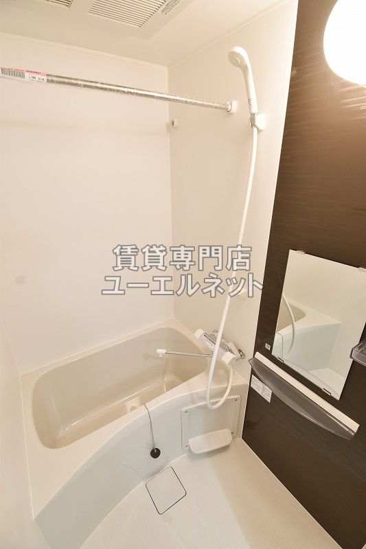 バス・シャワールーム　浴室