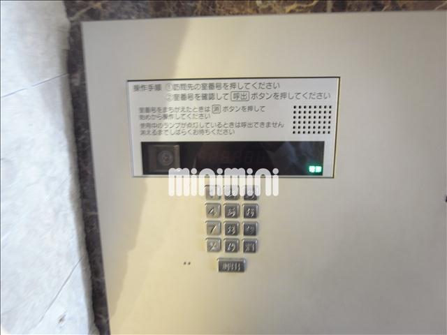 セキュリティ　安心のオートロック付です