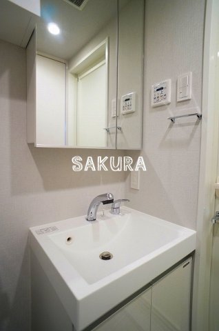 洗面設備　忙しい朝には欠かせない洗面所です♪