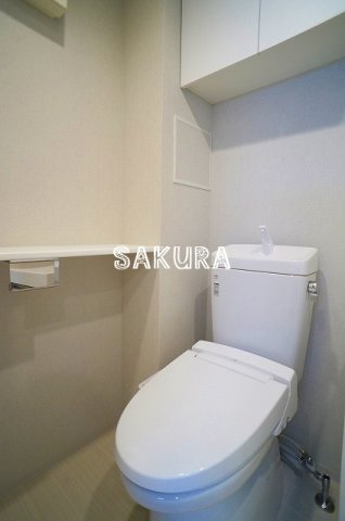 トイレ　落ち着いた色調のトイレです♪