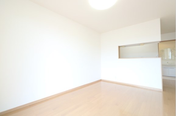 居室・リビング　※別部屋参考写真
