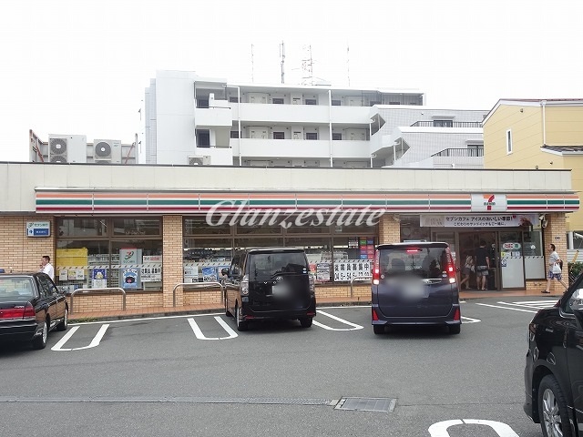 コンビニ　セブンイレブン 横浜高田東3丁目店（コンビニ）まで380m