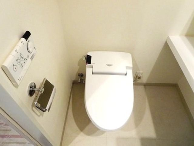 トイレ　トイレ