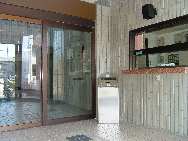 その他共有部分　【エントランスホール】オートロック
