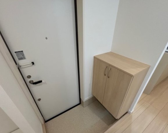 玄関　別部屋参照写真