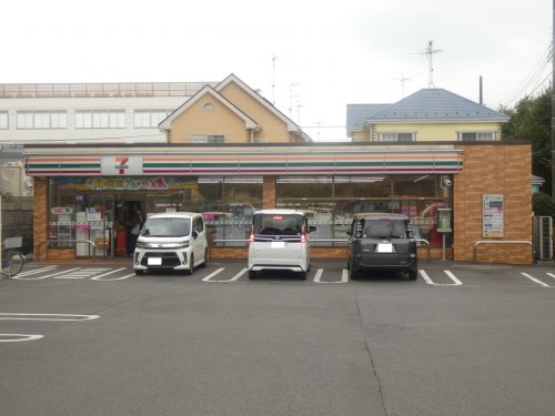 コンビニ　セブンイレブン（コンビニ）まで1219m