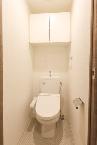 トイレ　同タイプ参考写真