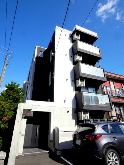 建物外観　エアコン付きのデザイナーズマンションです♪