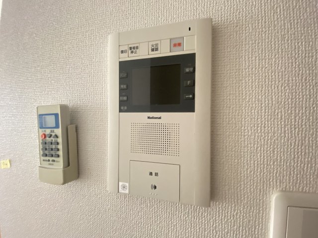 セキュリティ　TVモニター付きインターホンです