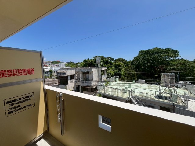 バルコニー　キティーハイム★那覇市首里平良町エリア