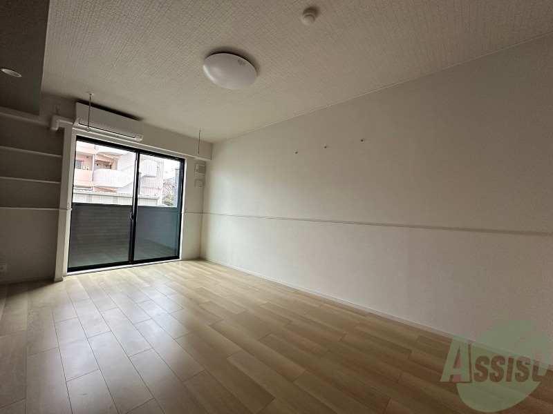 居室・リビング　広々なお部屋で快適に楽しく暮らしましょう。