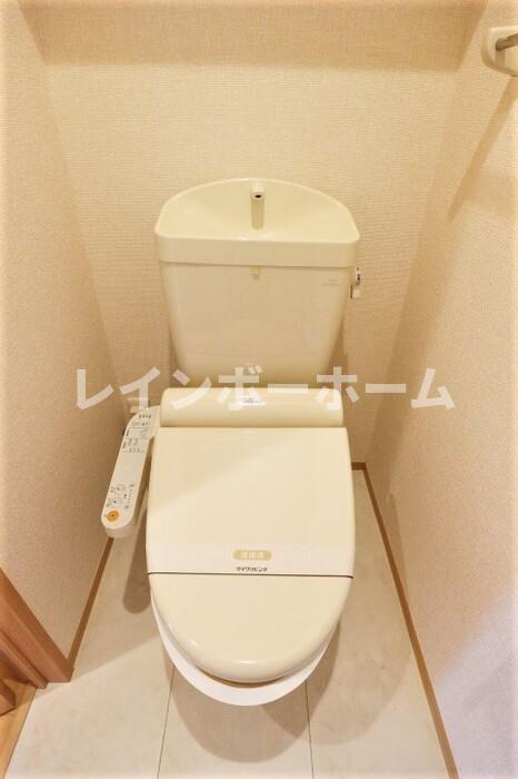 トイレ　ゆったりとした空間のトイレです