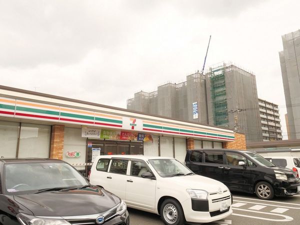 コンビニ　セブンイレブン博多東比恵2丁目店（コンビニ）まで227m