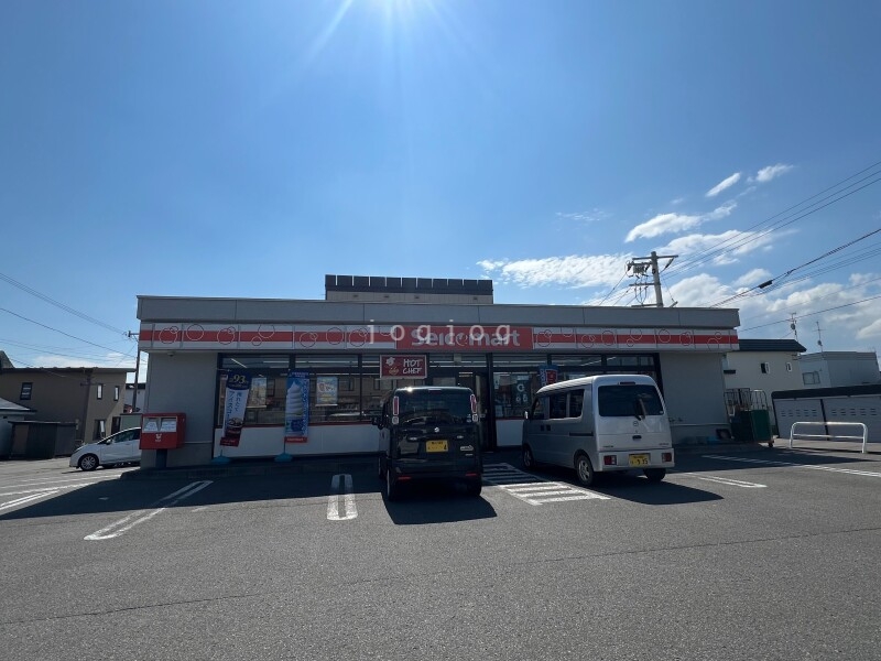 コンビニ　セイコーマート旭町店（コンビニ）まで225m