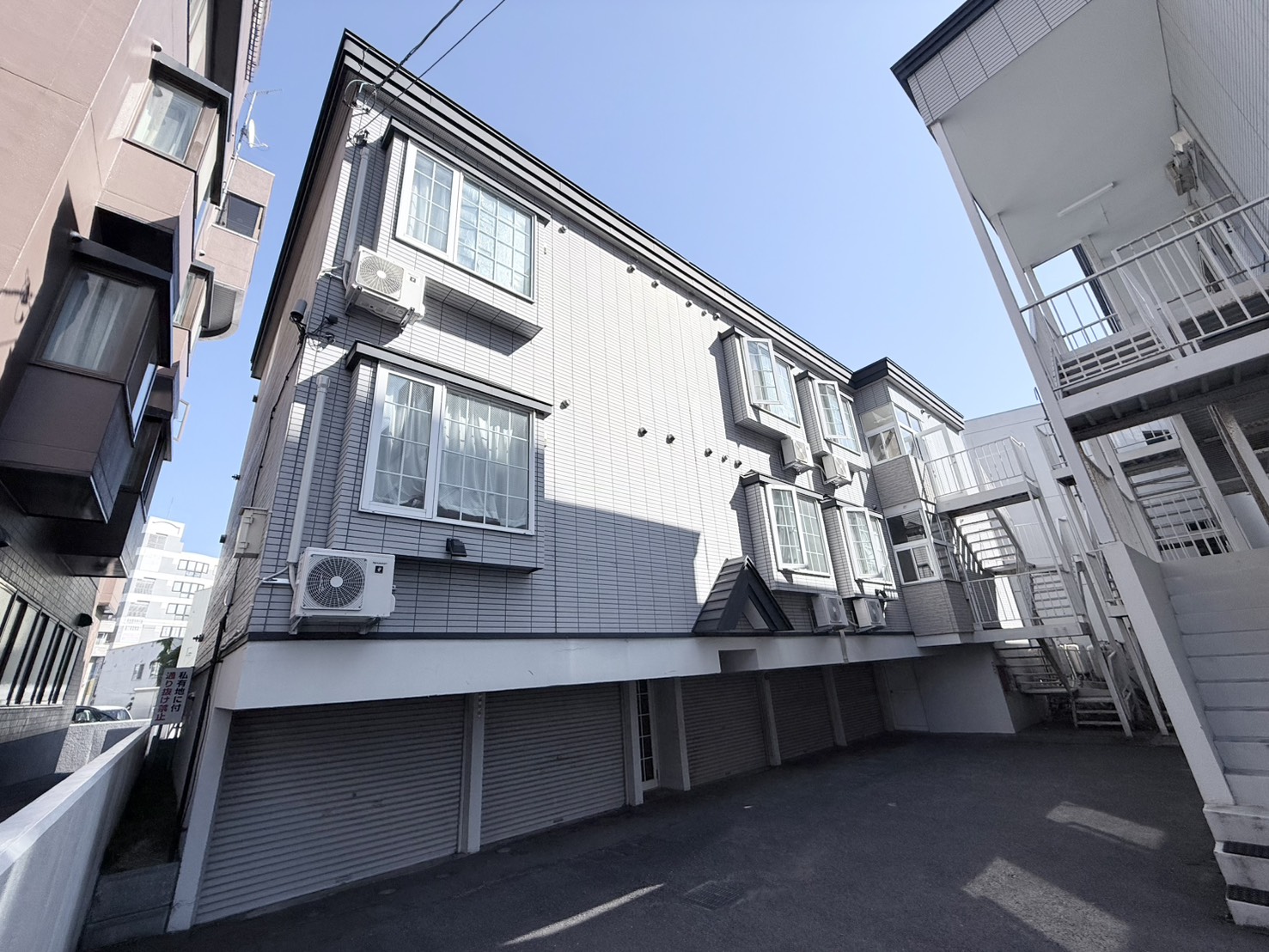 建物外観