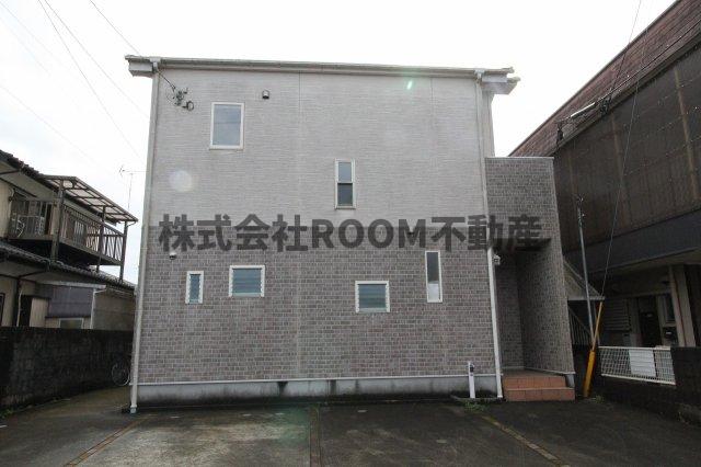 建物外観　外観は落ち着いています