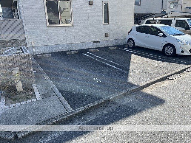 飲食店　すき家２国広島楽々園店（飲食店）まで637m