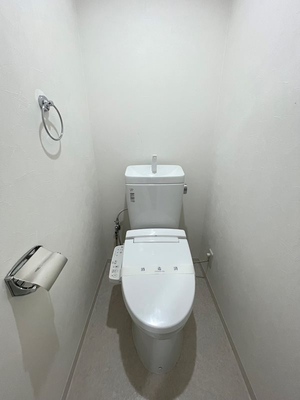 トイレ　前回入居前写真です。