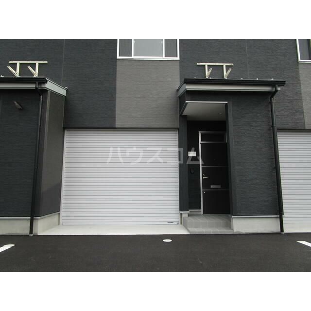 ガレージハウス神宮寺Iの外観写真