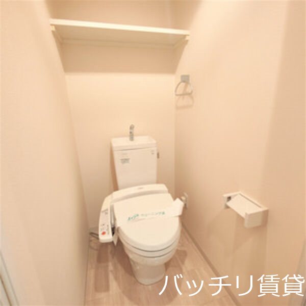 トイレ　同型タイプの為、現状を優先致します。